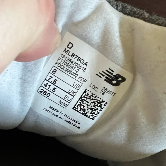 New Balance 878 Shoes Grey ML878GA Men’s sz 8; women’s 9.5 - Picture 8 of 9